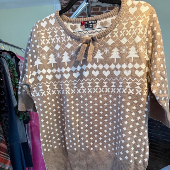 Hell Bunny Sweaters - Retro Style Hell Bunny Short Sweater w/ Front Keyhole & Bow